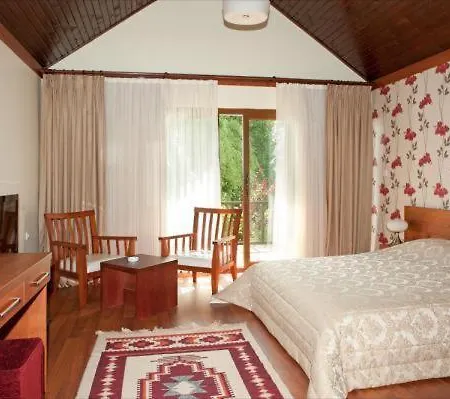 Doga Sara Butik * Akören